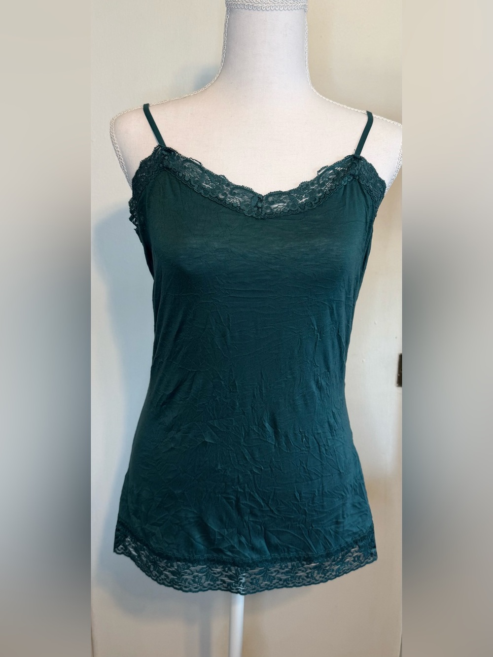 Vintage Emerald Green Lace-Trim Y2K Camisole / Small